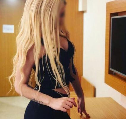Silifke — Mersin Bakımlı Sarışın Çiçek 25 Yaşında