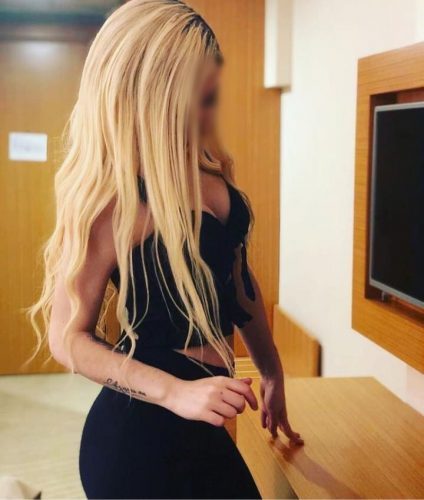 Silifke — Mersin Bakımlı Sarışın Çiçek 25 Yaşında