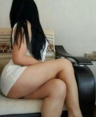 Akdeniz — Mersin 24 Yaşında Kendi Yeri Olan Esmer Leyla