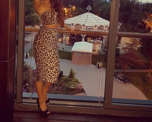 Erdemli — Mersin Bakımlı ve Çekici Selin 170 Cm