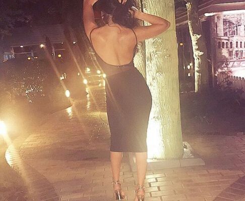 Erdemli — Mersin Bakımlı ve Çekici Selin 170 Cm