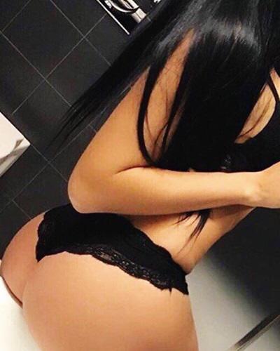 Mersin — Mersin Bakımlı Esmer Leyla 26 Yaşında